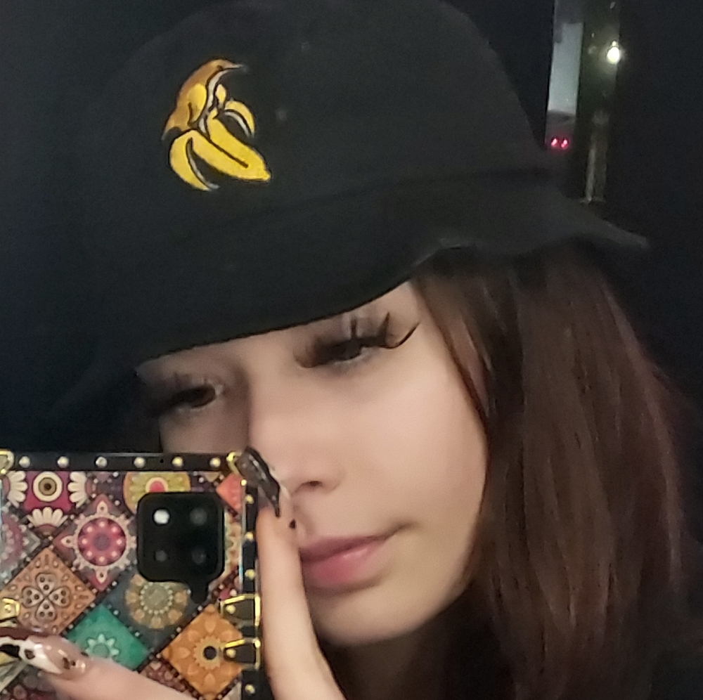 ZUMIEZ banana dolphin bucket hat